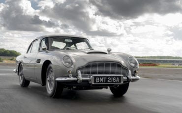 Aston Martin DB5 et DB6 : Un point de changement pour la marque