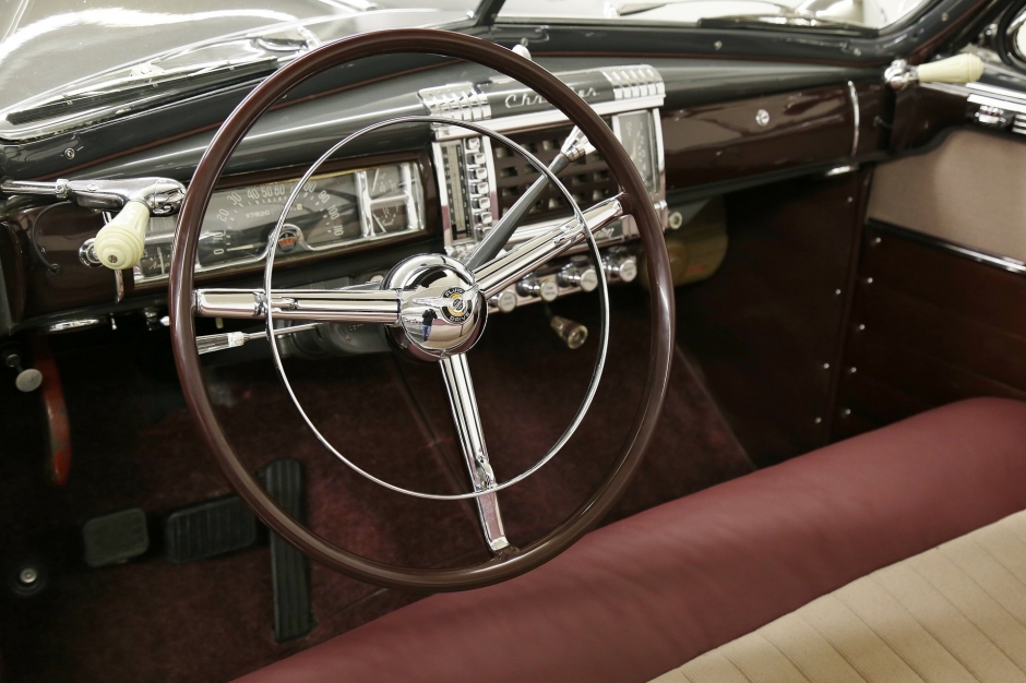 goodtimers-Chrysler-Town-Country-1948-2