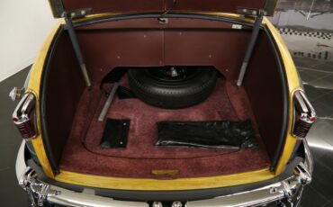 goodtimers-Chrysler-Town-Country-1948-5