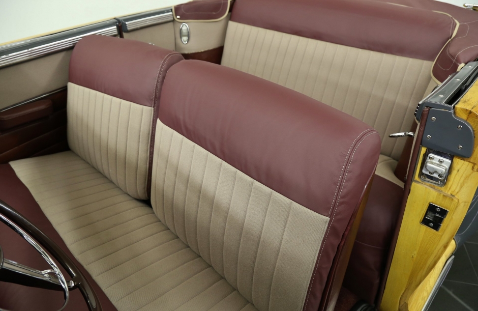 goodtimers-Chrysler-Town-Country-1948-6