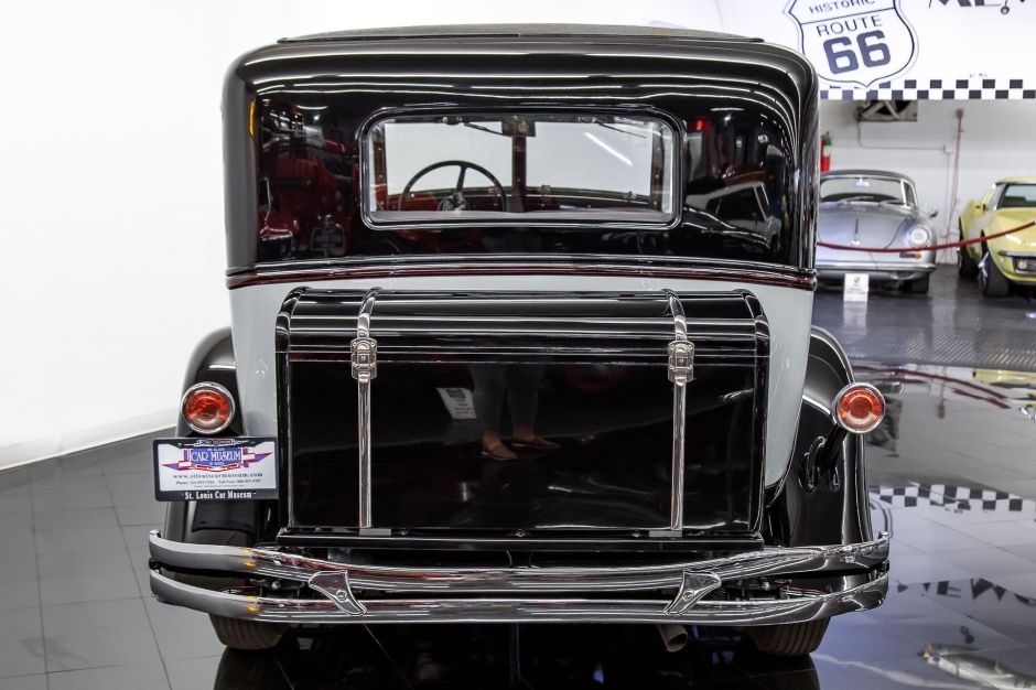 goodtimers-Chrysler-Imperial-1931-14