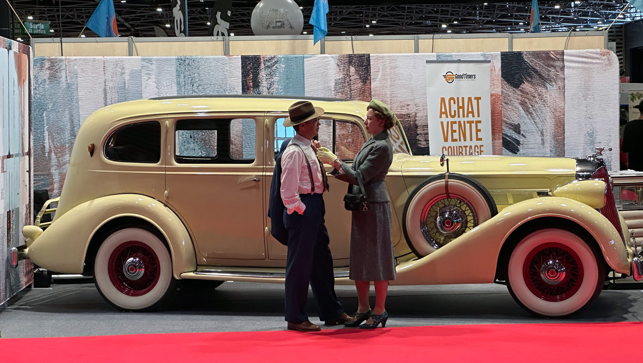 Stand de Good Timers au salon Epoqu'Auto