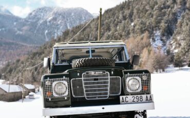 Land-Rover-Series-III-88-Deluxe-SUV-1983-1