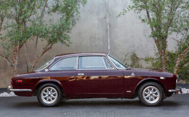 Alfa-Romeo-GTV-1973-3