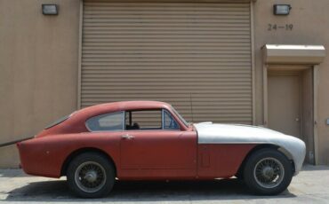 Aston-Martin-DB24-1957-8