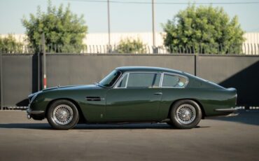 Aston-Martin-DB6-1966-1