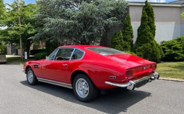 Aston-Martin-DBS-V8-1971-5