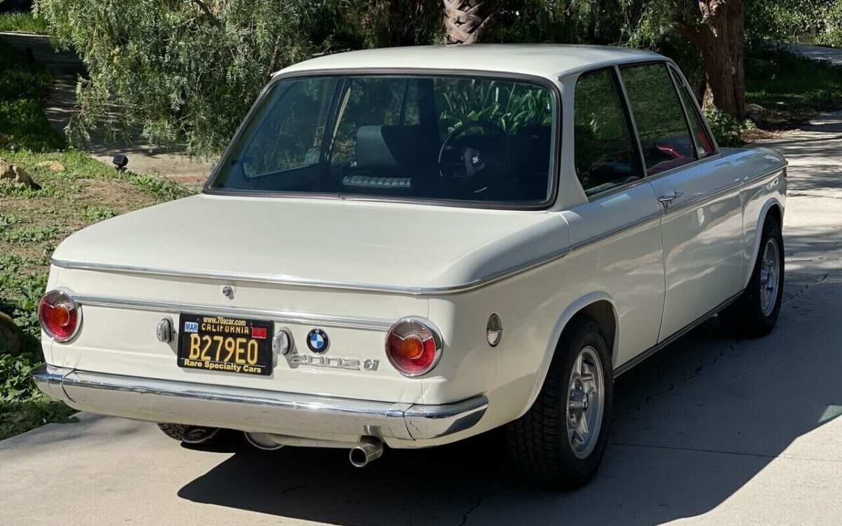 BMW-2002-1971-11