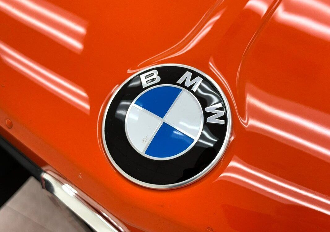 BMW-2002-Tii-1974-9