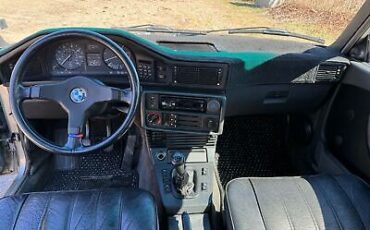 BMW-5-Series-1988-25