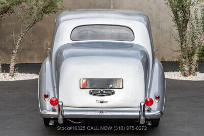 Bentley-R-Type-1953-5