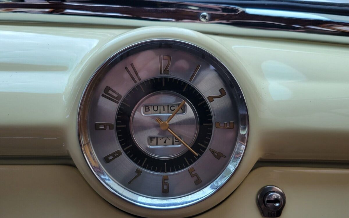 Buick-Estate-Wagon-Break-1948-27