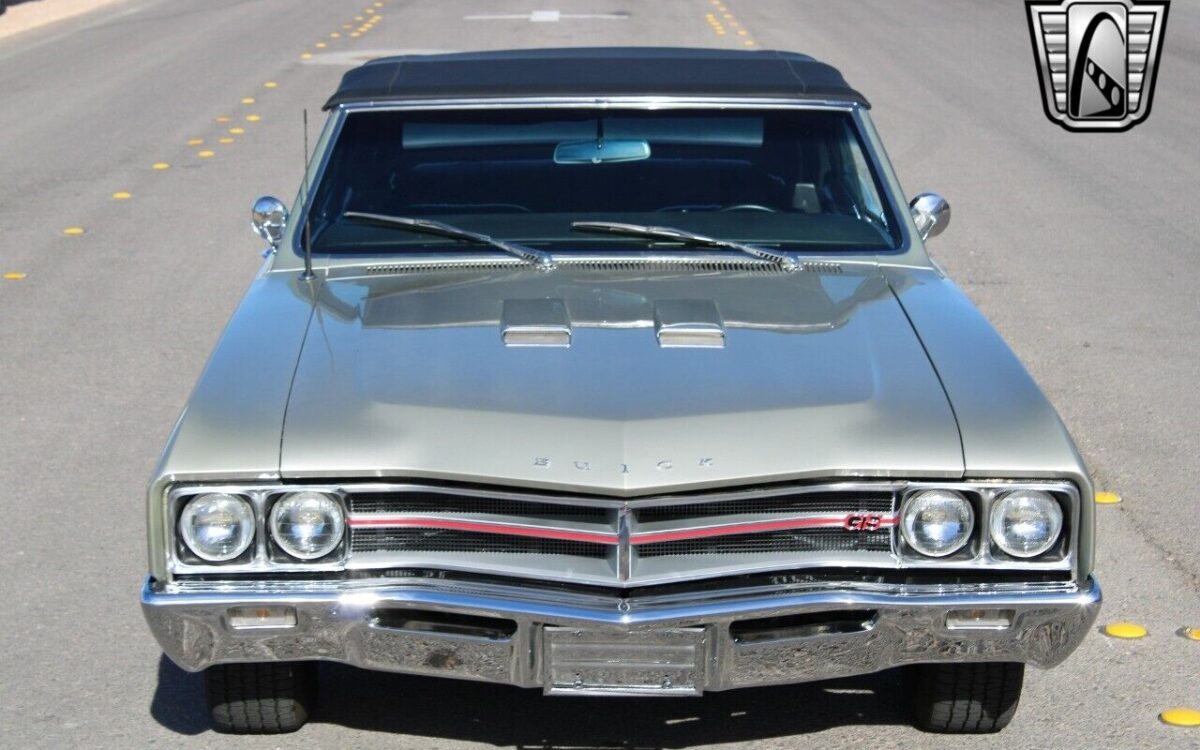 Buick-Skylark-1967-4