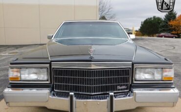 Cadillac-Brougham-1992-8
