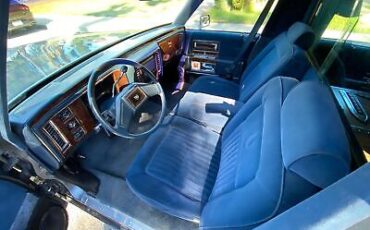 Cadillac-Brougham-Hearse-Limousine-1991-13