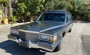 Cadillac-Brougham-Hearse-Limousine-1991-2