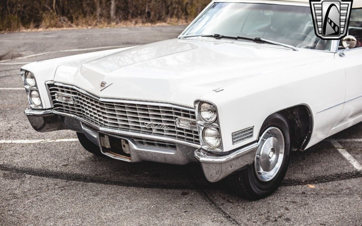 Cadillac-DeVille-1967-10