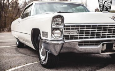Cadillac-DeVille-1967-11
