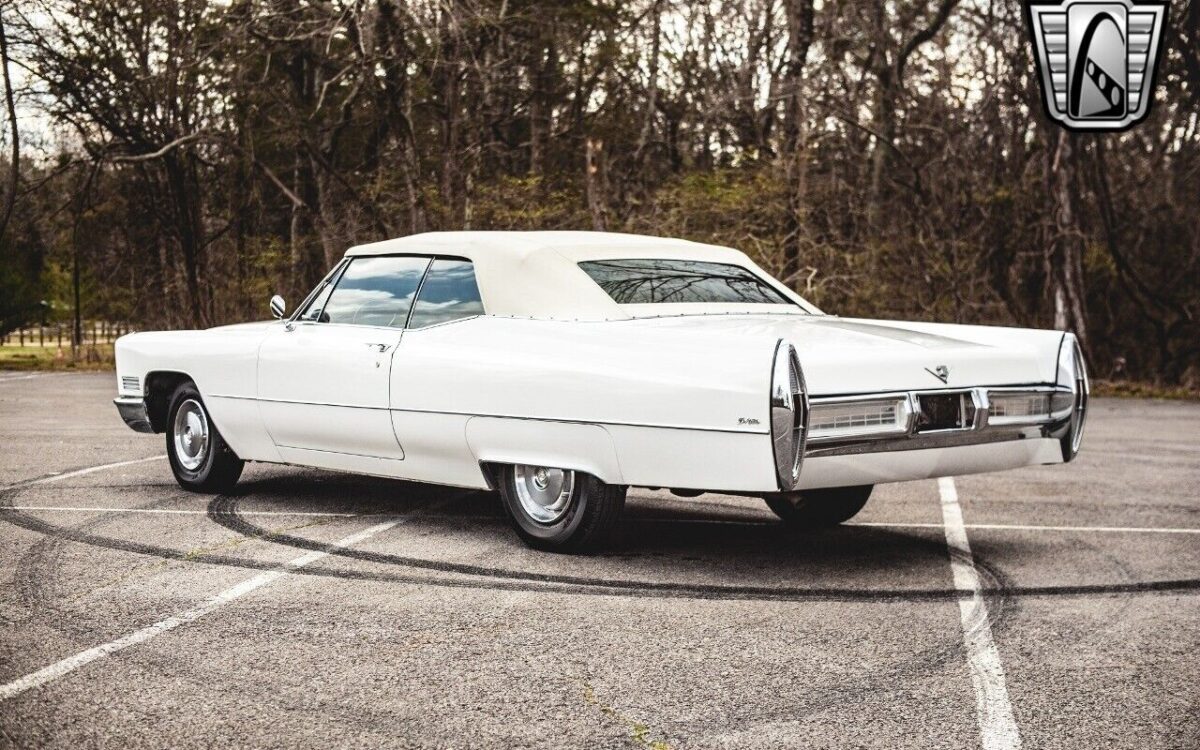 Cadillac-DeVille-1967-4