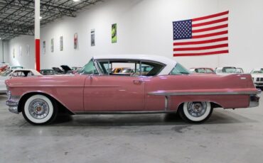 Cadillac-DeVille-Coupe-1957-2