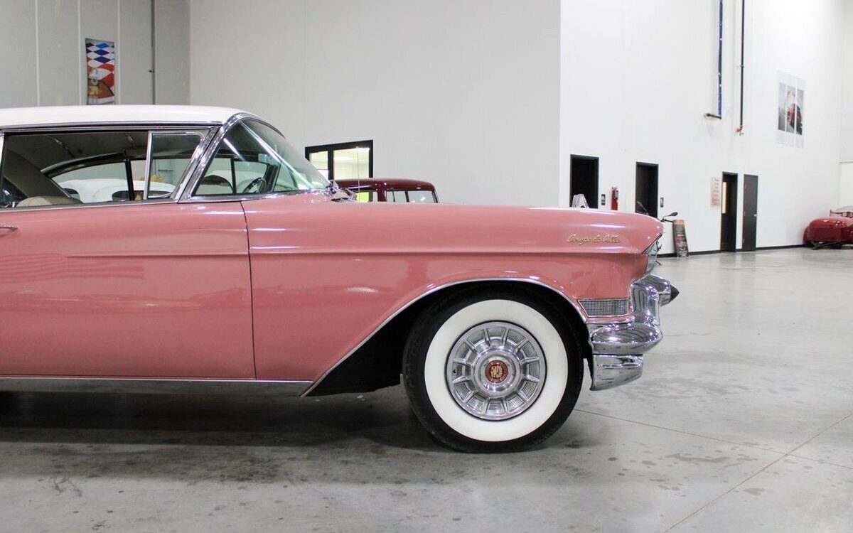 Cadillac-DeVille-Coupe-1957-9