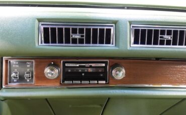 Cadillac-Eldorado-1975-10