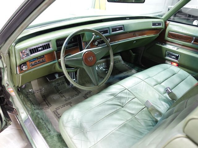Cadillac-Eldorado-1975-8