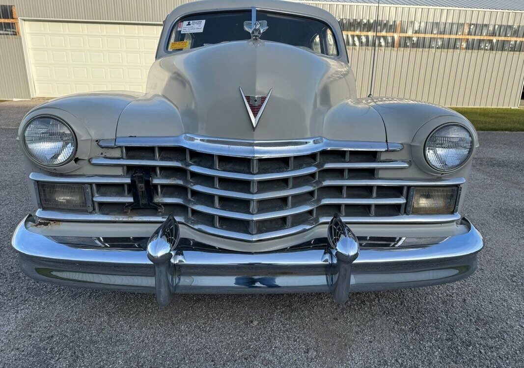 Cadillac-Fleetwood-1947-6