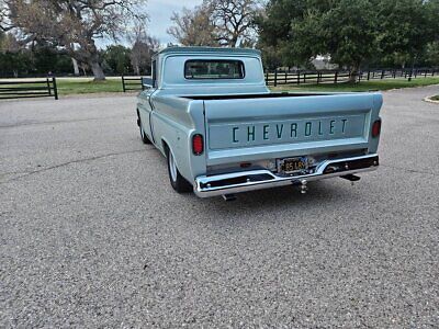 Chevrolet-C-10-Pickup-1962-2