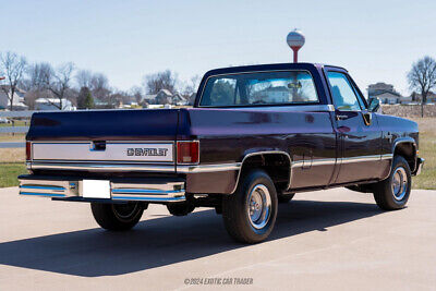 Chevrolet-C-10-Pickup-1984-7