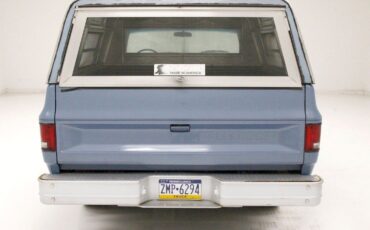 Chevrolet-C-10-Pickup-1986-3