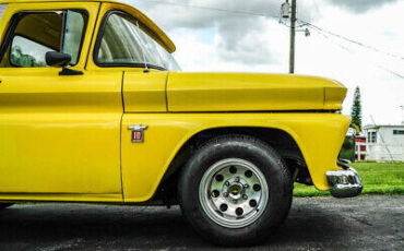 Chevrolet-CK-10-Series-Pickup-1963-10