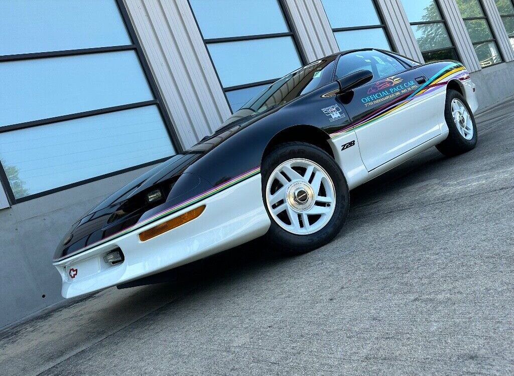 Chevrolet-Camaro-1993-2