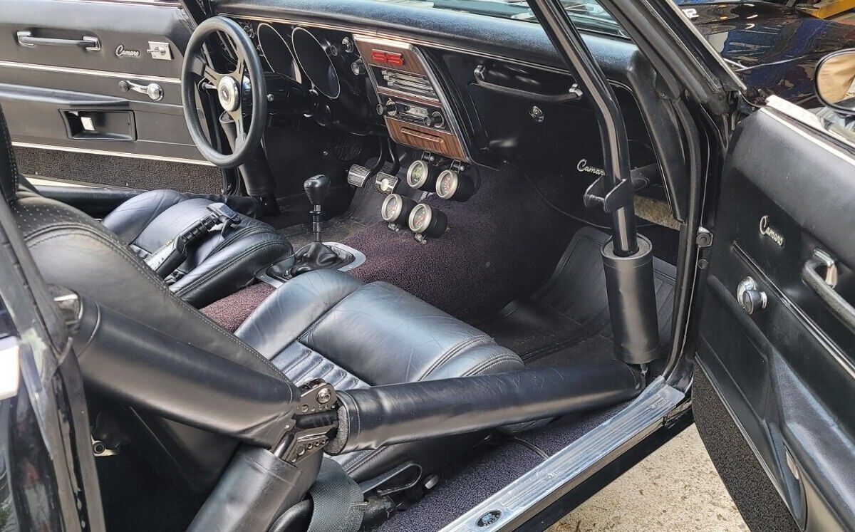 Chevrolet-Camaro-Coupe-1967-27