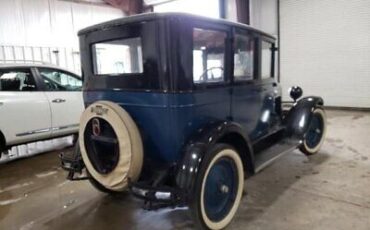 Chevrolet-Capitol-Berline-1927-3