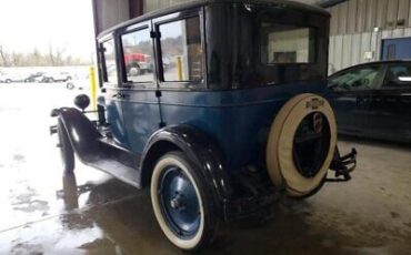 Chevrolet-Capitol-Berline-1927-5