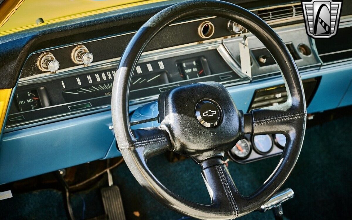 Chevrolet-Chevelle-1966-11