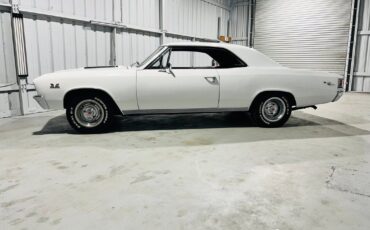 Chevrolet-Chevelle-Coupe-1967-1