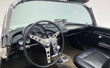 Chevrolet-Corvette-1962-7