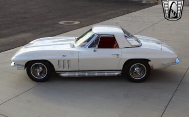 Chevrolet-Corvette-1965-10