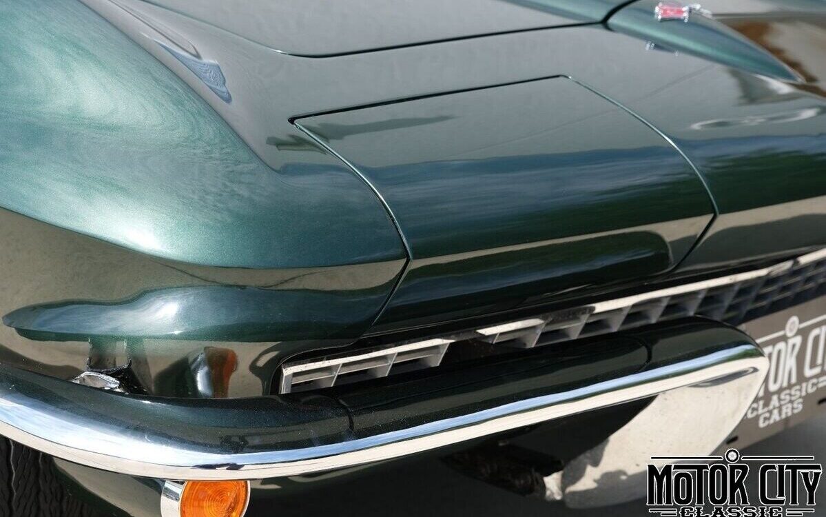 Chevrolet-Corvette-1967-8