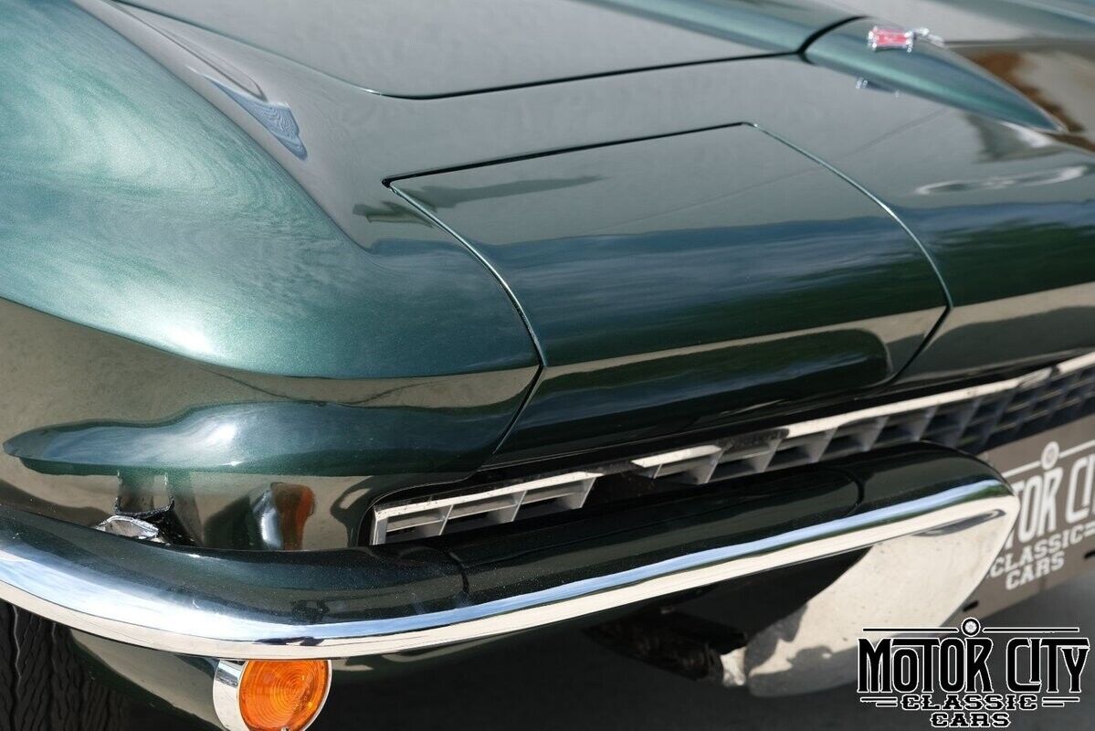 Chevrolet-Corvette-1967-8