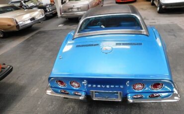 Chevrolet-Corvette-1969-3