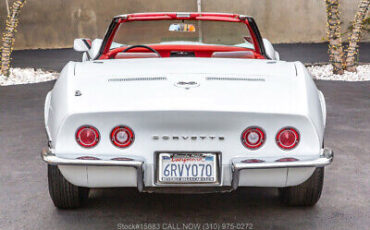 Chevrolet-Corvette-1969-5