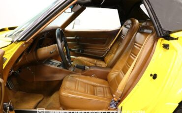 Chevrolet-Corvette-1972-4