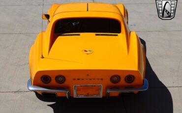 Chevrolet-Corvette-1973-11