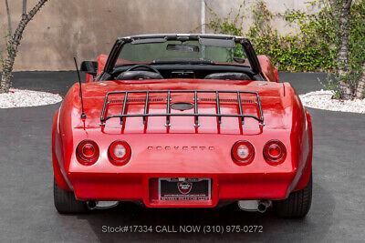 Chevrolet-Corvette-1974-5