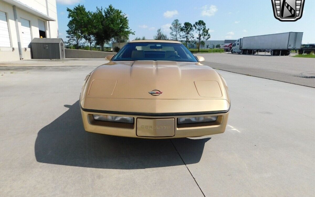 Chevrolet-Corvette-1987-2