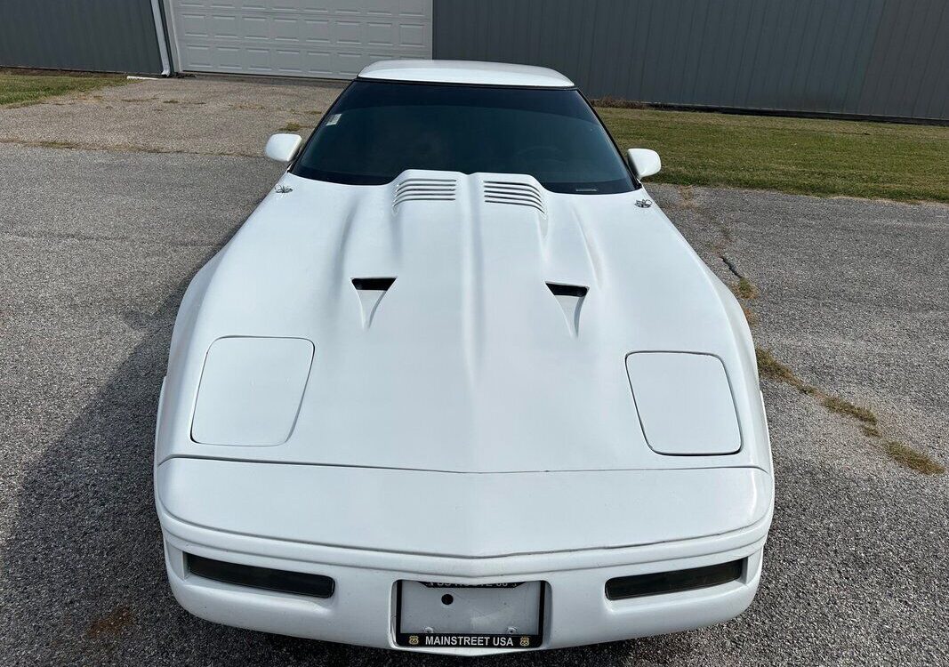 Chevrolet-Corvette-1993-6