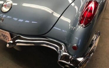 Chevrolet-Corvette-Cabriolet-1960-2